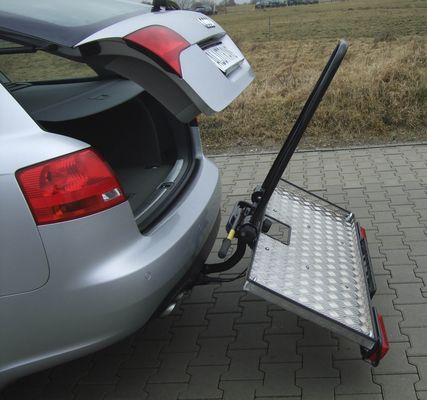 Transportplattform Rollstuhl für Anhängerkupplung in Schleswig-Holstein -  Itzehoe