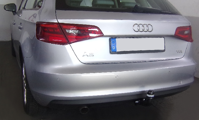 Anhängerkupplung für Audi-A3 5-Türer Sportback, Baureihe 2013-2016 starr