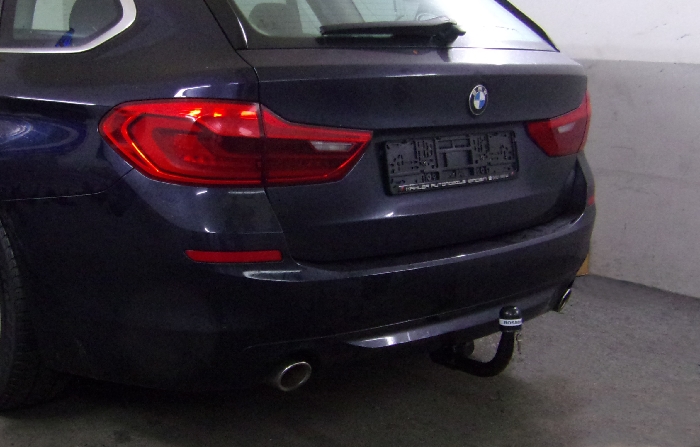 Anhängerkupplung für BMW-5er Touring G31, Baureihe 2017- V-abnehmbar