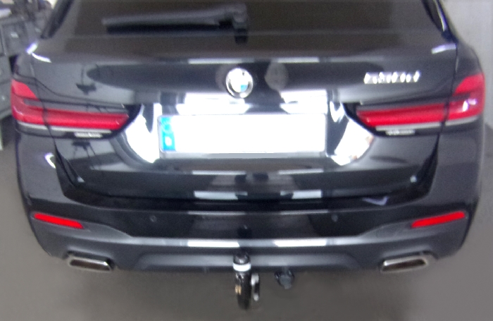 Anhängerkupplung für BMW-5er Touring G31, spez. M- Paket, Baureihe 2017- V-abnehmbar