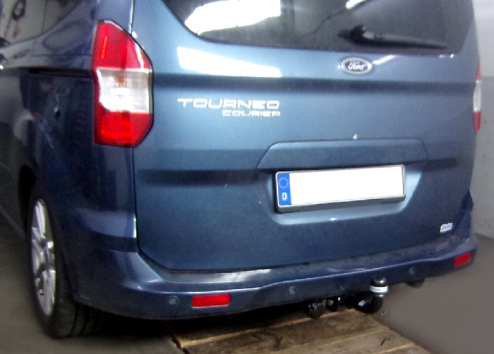 Anhängerkupplung für Ford-Tourneo Courier, Baureihe 2014-2023 abnehmbar