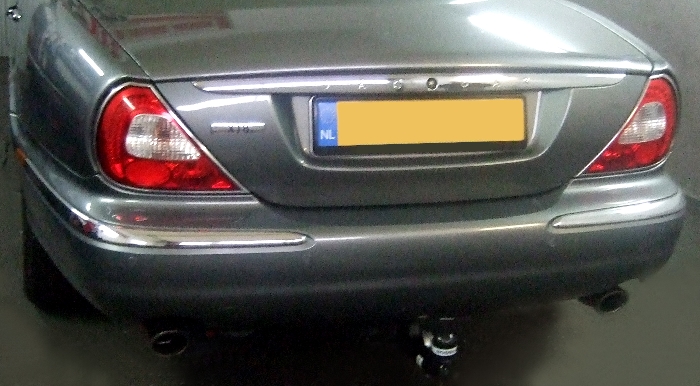 Anhängerkupplung für Jaguar-XJ XJ Serie X 350, für Fzg. mit dem Kennzeichen in der Heckklappe, Baureihe 2003-2009 V-abnehmbar