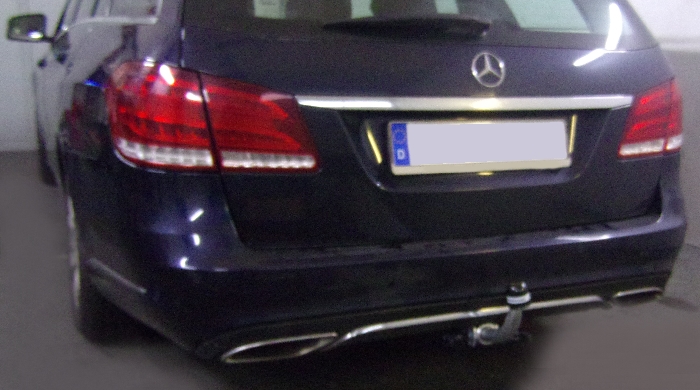 Anhängerkupplung für Mercedes-E-Klasse Kombi W 212, nicht Erdgas (Natural Gas), Baureihe 2011- abnehmbar