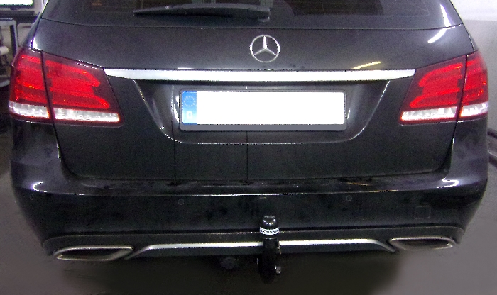 Anhängerkupplung für Mercedes-E-Klasse Kombi W 212, nicht Erdgas (Natural Gas), Baureihe 2011- V-abnehmbar