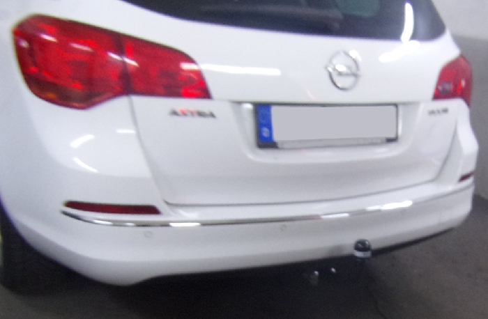 Anhängerkupplung für Opel-Astra J, Kombi, Baureihe 2010- starr