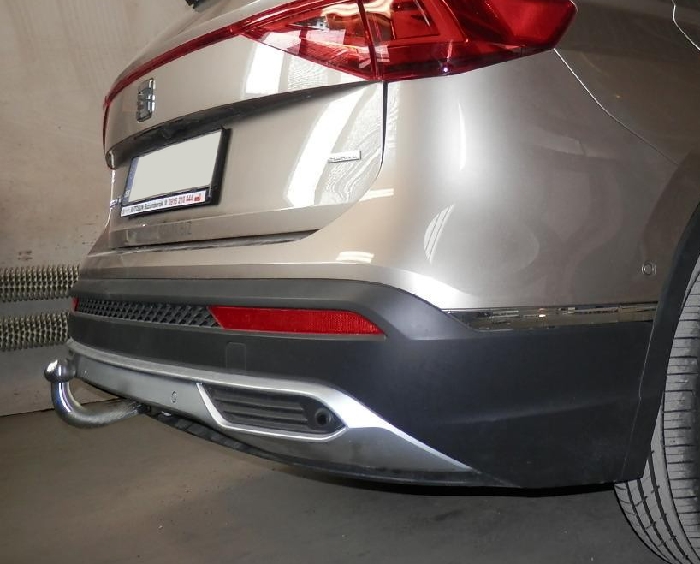 Anhängerkupplung für Seat-Tarraco SUV, Baureihe 2019-2024 starr