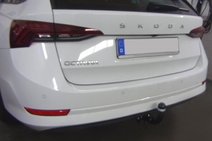 Anhängerkupplung für Skoda-Octavia NX5 Kombi, nicht 4x4, Baureihe 2023- abnehmbar