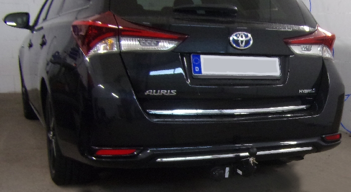 Anhängerkupplung für Toyota-Auris Fließheck Hybrid, Baureihe 2013- starr