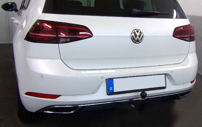 Anhängerkupplung für VW-Golf VII Limousine, nicht 4x4, Baureihe 2017- V-abnehmbar