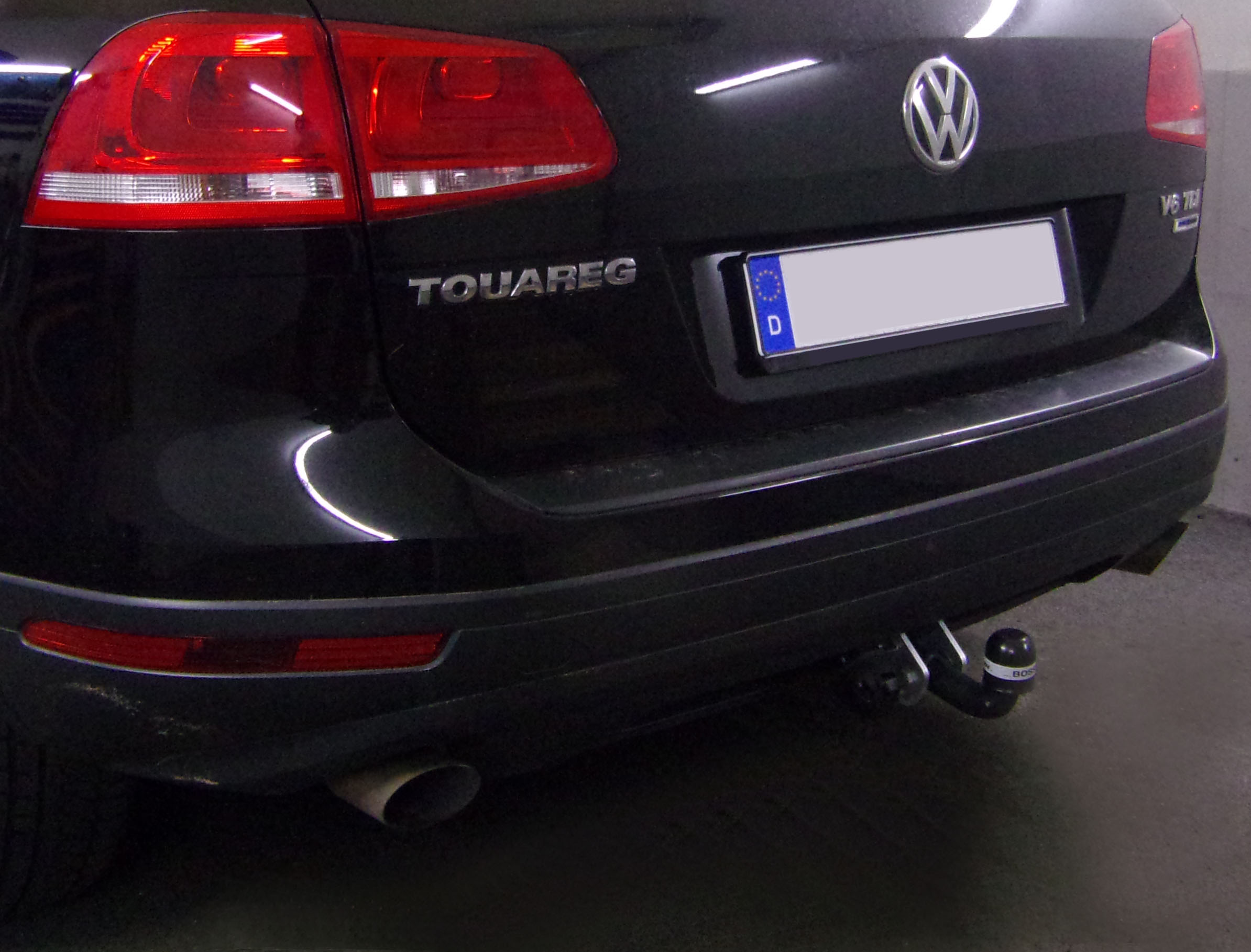 Anhängerkupplung für VW-Touareg f. Fzg. m. Reserverad am Boden, Baureihe 2010-2017 starr