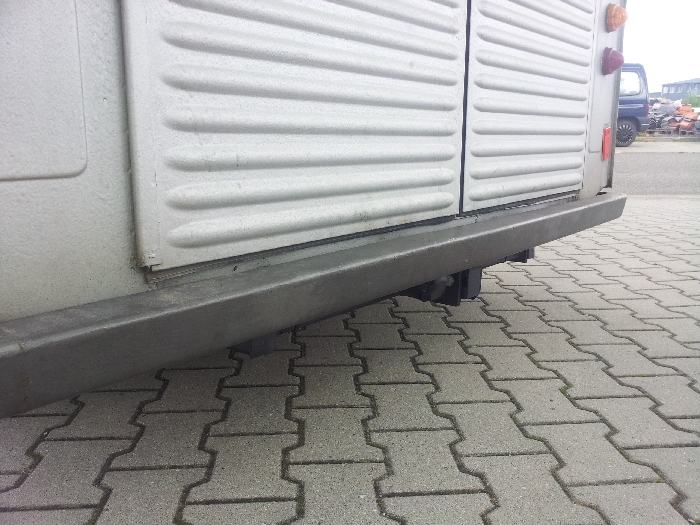Anhängerkupplung für Citroen-HY Kastenwagen, Montage nur bei uns im Haus, Baureihe 1965- starr