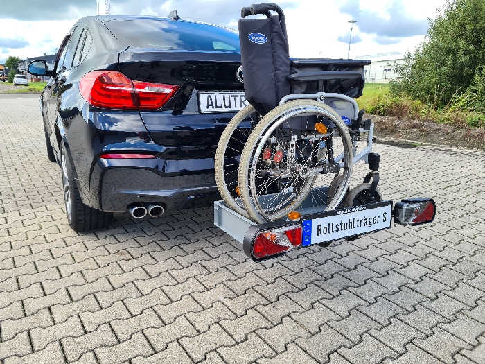 Rollstuhl (faltbar) Transport auf der Aenhängerkupplung m. Schnellverschluss