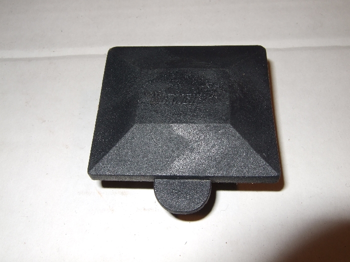 Abdeckung / Verschlussstopfen f. die abn. AHK, Umbra A