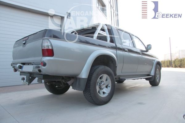 Anhängerkupplung für Mitsubishi-L200 2WD, Baureihe 2002-2006 starr