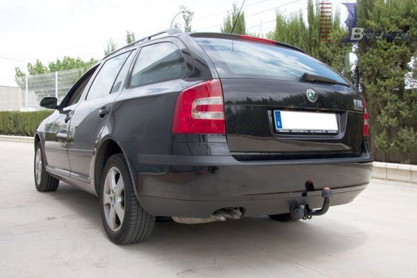 Anhängerkupplung für Skoda-Octavia 1Z Kombi, RS, Baureihe 2009-2013 starr