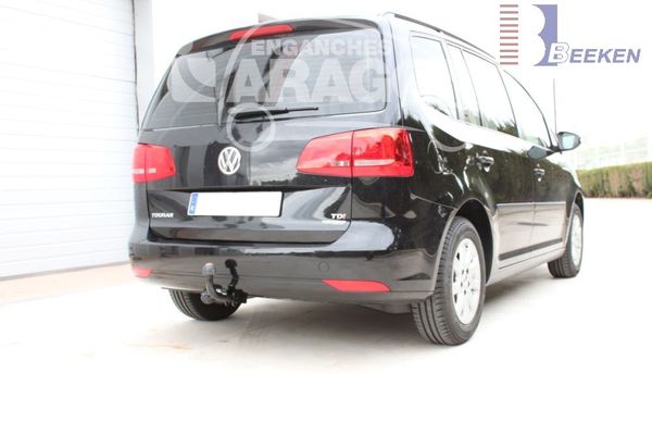 Anhängerkupplung für VW-Touran Van, spez. 5 Sitzer m. Erdgas(Ecofuel), Baureihe 2010-2015 starr