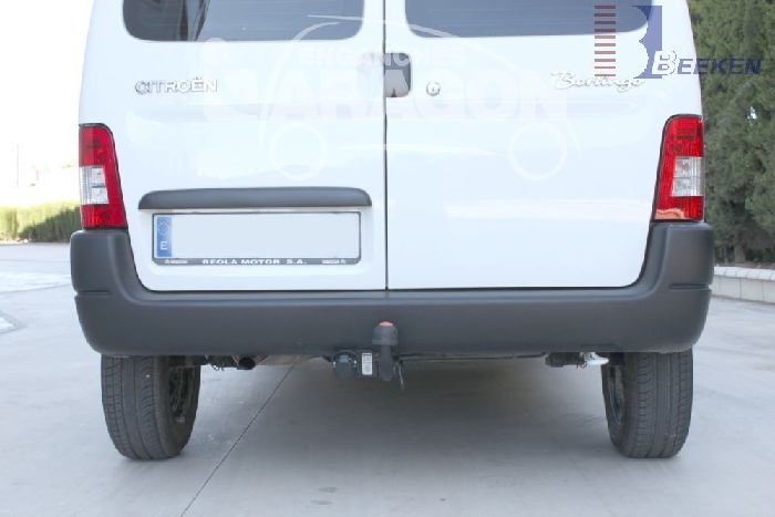 Anhängerkupplung für Citroen-Berlingo Kasten, Bus Kombi, Multisp., Baureihe 1996-2000 starr