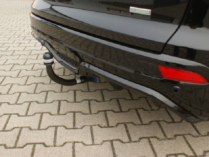 Anhängerkupplung für Ford-Focus Kombi spez. S line, Sport-line, Baureihe 2011-2015 V-abnehmbar