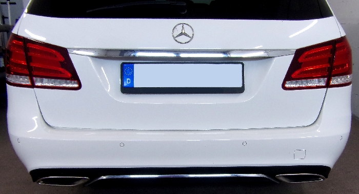 Anhängerkupplung für Mercedes-E-Klasse Kombi W 212, nicht Erdgas (Natural Gas), Baureihe 2011- V-abnehmbar