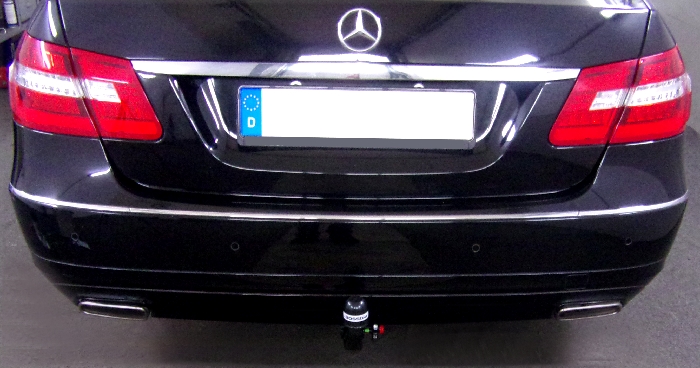Anhängerkupplung für Mercedes-E-Klasse Limousine W 212, nicht Erdgas (Natural Gas), Baureihe 2011- V-abnehmbar