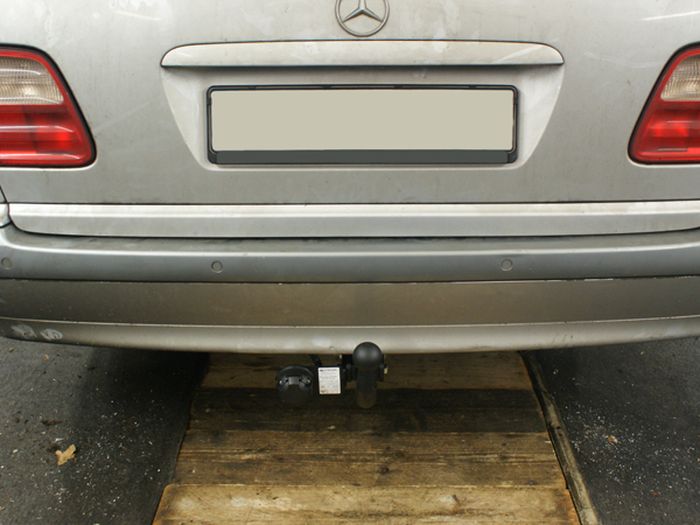 Anhängerkupplung für Mercedes-E-Klasse Kombi W 210S, inkl. 4x4, 4-Matic, Baureihe 1996-2002 starr