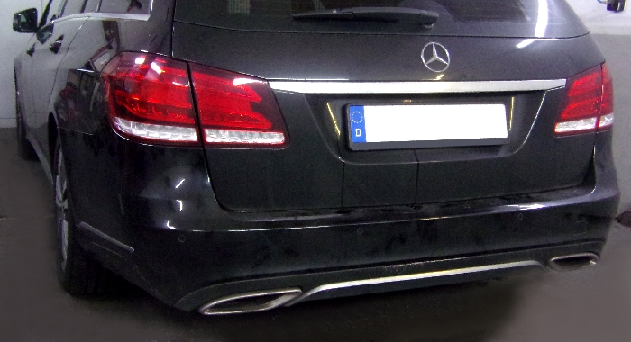 Anhängerkupplung für Mercedes-E-Klasse Kombi W 212, nicht Erdgas (Natural Gas), Baureihe 2011- V-abnehmbar