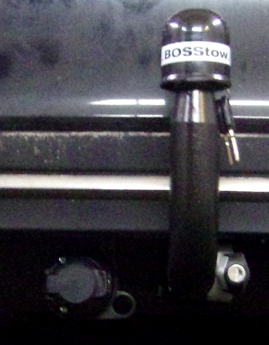 Anhängerkupplung für Mercedes-E-Klasse Kombi W 212, nicht Erdgas (Natural Gas), Baureihe 2011- V-abnehmbar