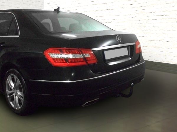 Anhängerkupplung für Mercedes-E-Klasse Limousine W 212, nicht Erdgas (Natural Gas), Baureihe 2009-2011 V-abnehmbar