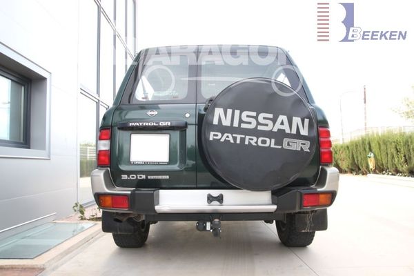 Anhängerkupplung für Nissan-Patrol Typ Y 61, Baureihe 2004- starr