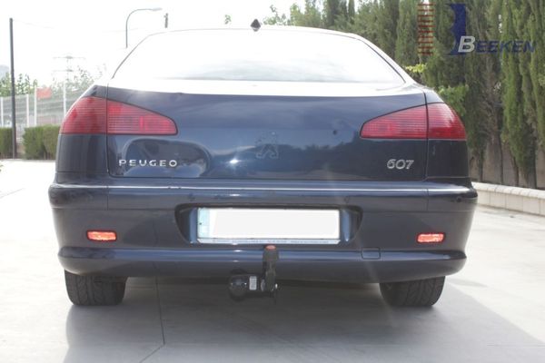 Anhängerkupplung für Peugeot-607, Baureihe 2005-2007 starr