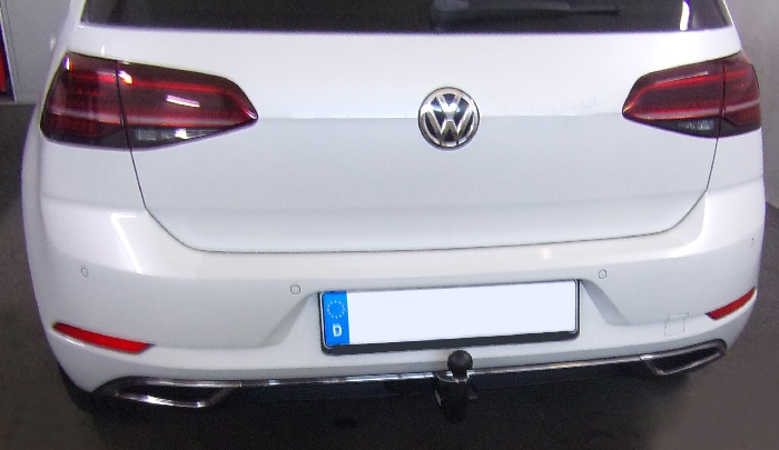 Anhängerkupplung für VW-Golf VII Limousine, nicht 4x4, Baureihe 2017- V-abnehmbar