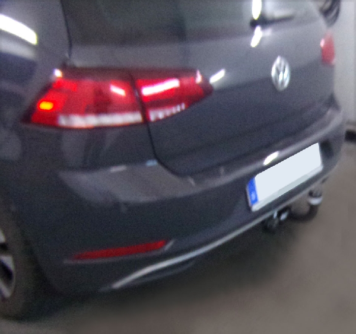 Anhängerkupplung für VW-Golf VII Limousine, nicht 4x4, Baureihe 2017- starr
