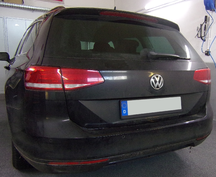 Anhängerkupplung für VW-Passat 3c, incl. 4-Motion, Variant, Baureihe 2014- V-abnehmbar 45 Grad