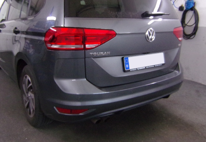 Anhängerkupplung für VW-Touran Van, Baureihe 2015-2023 V-abnehmbar