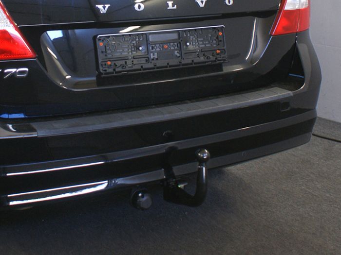 Anhängerkupplung für Volvo-V70 Kombi, mit Niveauregulierung, Baureihe 2007-2016 V-abnehmbar