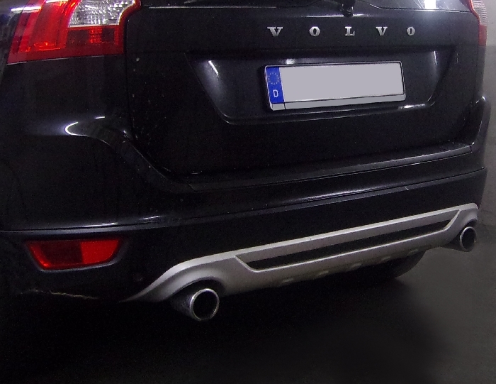 Anhängerkupplung für Volvo-XC 60 spez. R-Design, incl. Abdeckung schwarz, Baureihe 2014-2017 V-abnehmbar 45 Grad