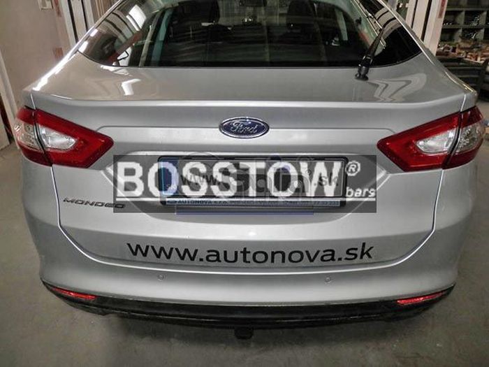 Anhängerkupplung für Ford-Mondeo Turnier, mit Niveauregulierung, nicht, 4x4, nicht RS,ST, nicht Titanium, Baureihe 2015- abnehmbar