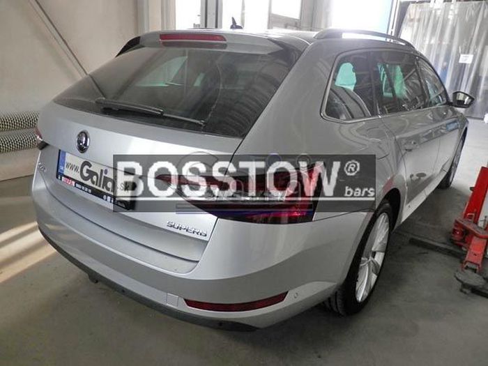 Anhängerkupplung für Skoda-Superb III Kombi, Baureihe 2015-2018 abnehmbar