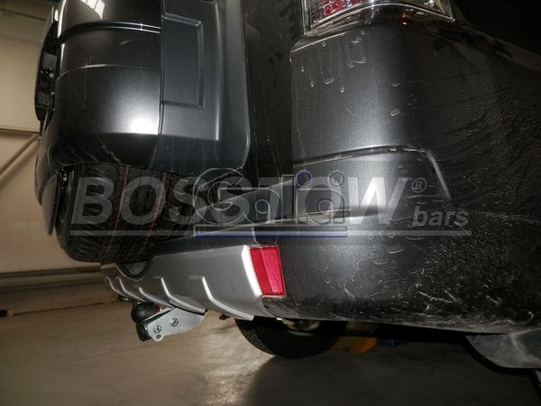 Anhängerkupplung für Mitsubishi-Pajero V60 (langer Radstand), Baureihe 2000-2002 abnehmbar