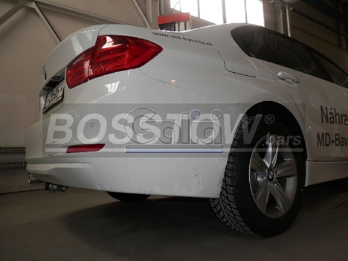 Anhängerkupplung für BMW-3er Limousine F30, Baureihe 2012-2014  horizontal