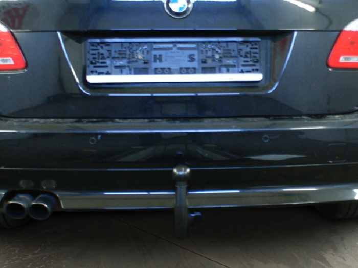Anhängerkupplung BMW 5er Touring E61, Baureihe 2007-  vertikal