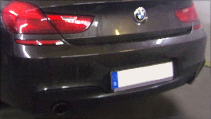 Anhängerkupplung BMW 6er Cabrio F12 inkl. M- Sportpaket, nur für Heckträgerbetrieb, Montage nur bei uns im Haus, Baureihe 2011-  vertikal