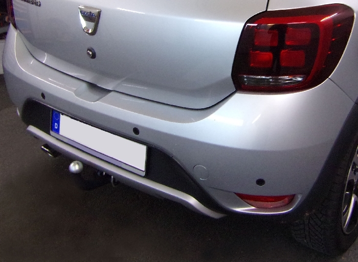 Anhängerkupplung Dacia Sandero Stepway, nicht LPG - 2017-2020  feststehend