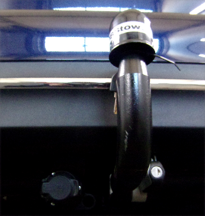 Anhängerkupplung für Mercedes-E-Klasse Kombi W 213, Baureihe 2016- V-abnehmbar