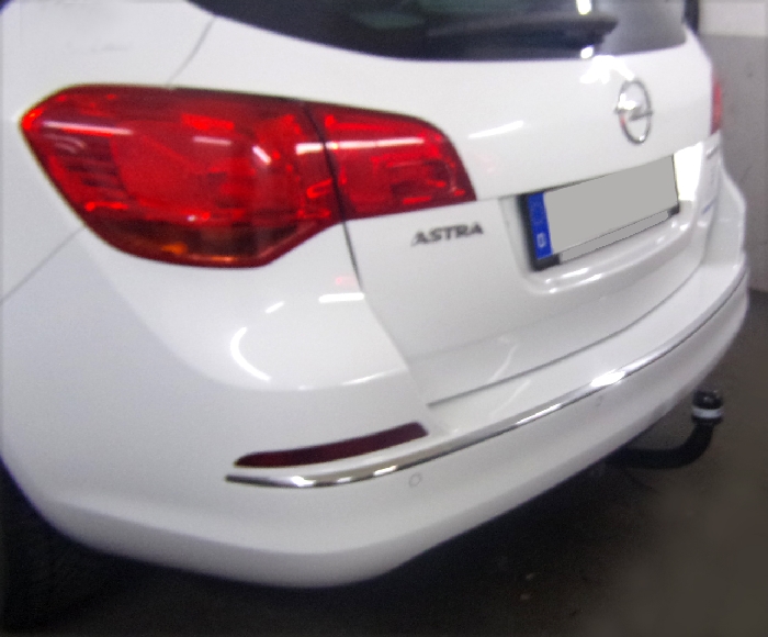 Anhängerkupplung für Opel-Astra J, Kombi, Baureihe 2010- starr