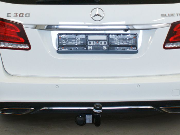 Anhängerkupplung für Mercedes-E-Klasse Limousine W 212, nicht Erdgas (Natural Gas), Baureihe 2009-2011 starr