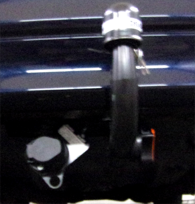 Anhängerkupplung für Infiniti-Q70 Y51, Baureihe 2013- V-abnehmbar