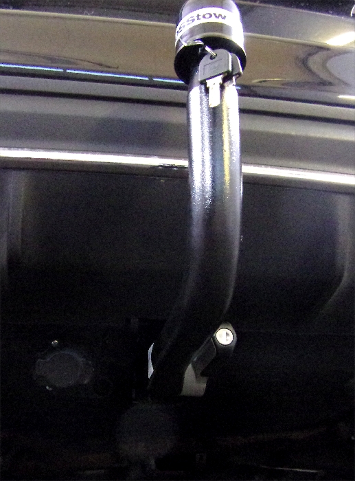 Anhängerkupplung für Mercedes-C-Klasse Kombi W205, spez. m. AMG Sport o. Styling Paket, Baureihe 2018-2021 V-abnehmbar
