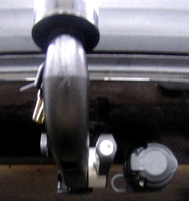 Anhängerkupplung für Volvo-XC 40 spez. R-Design, Baureihe 2018- V-abnehmbar
